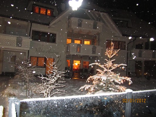 Foto esterno Hotel Villa Anina