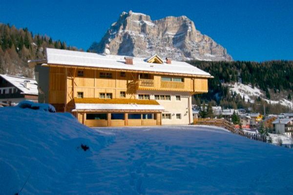 Foto esterno in inverno Sas de Pelf