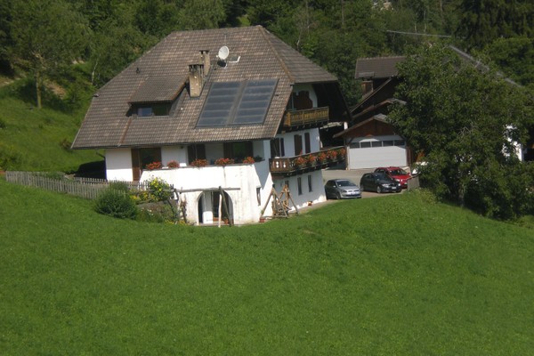 Foto Außenansicht Ferienwohnungen auf dem Bauernhof Pirchnerhof
