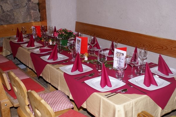 Il ristorante Collalbo (Renon) Schlosshof