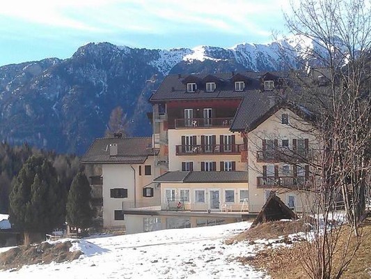 Foto esterno Hotel Bellamonte