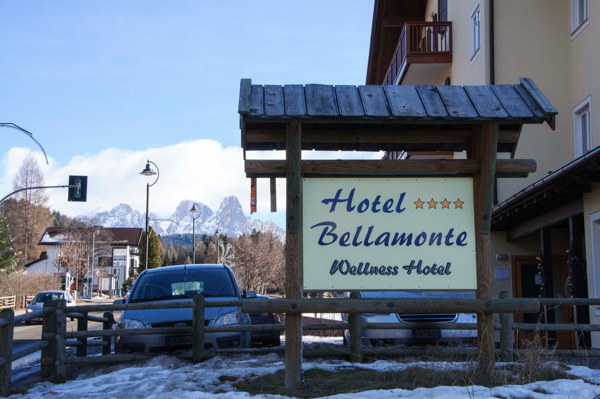 Foto esterno Hotel Bellamonte