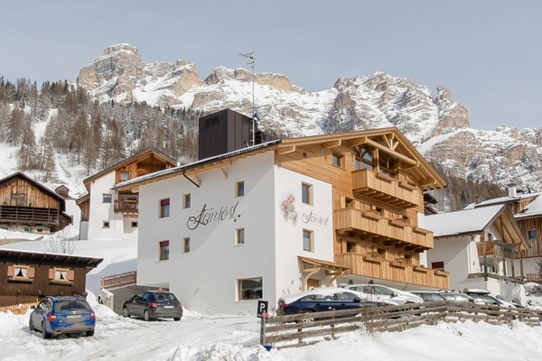 Foto Außenansicht Hotel Steinrösl