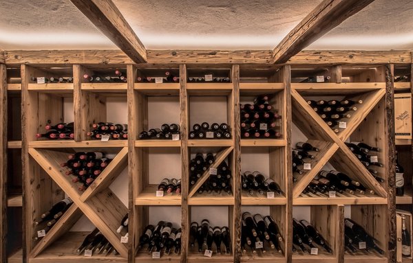 Weinkeller San Cassiano Steinrösl