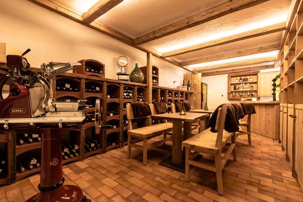 Wine cellar San Cassiano Steinrösl