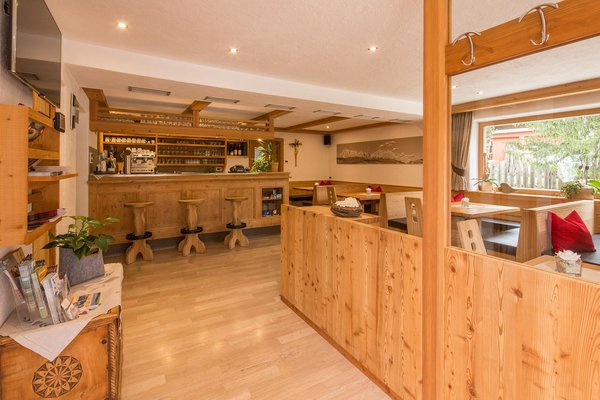 Photo of the bar Garni (B&B) + Apartments Irsara