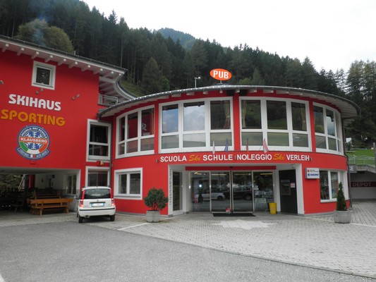 Foto Außenansicht Skiverleih Skihaus Sporting