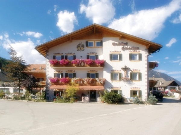 Foto esterno in estate Zum Hirschen