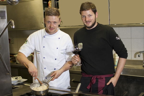 Foto della cucina Zum Hirschen