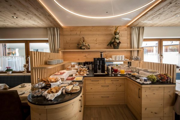La colazione Garni + Appartamenti Lastëis