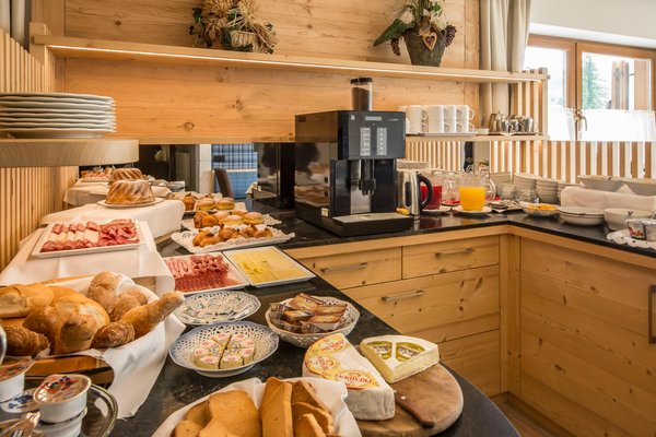 La colazione Garni + Appartamenti Lastëis