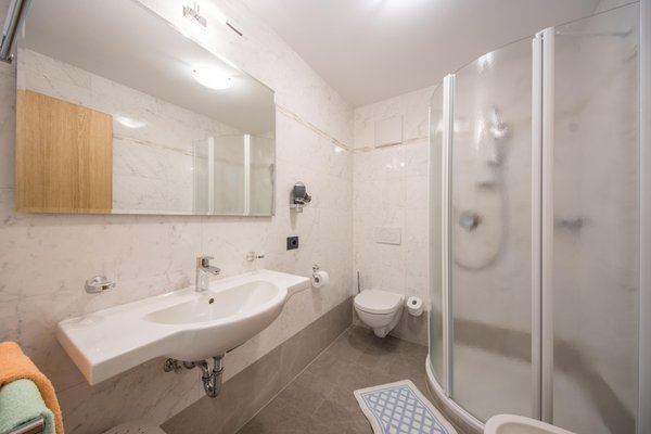Photo of the bathroom Garni (B&B) + Apartments Miriam