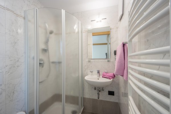 Photo of the bathroom Garni (B&B) + Apartments Miriam