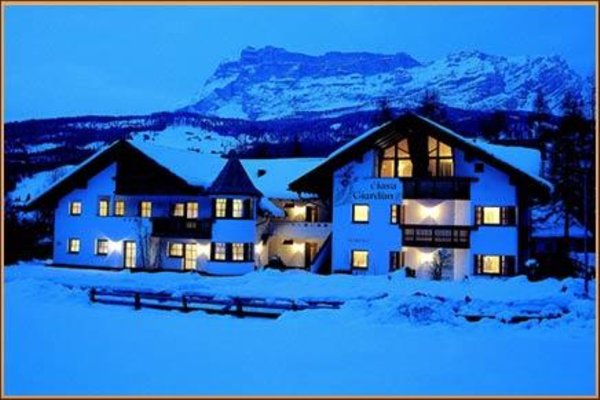 Foto invernale di presentazione Residence Ciasa Giardun