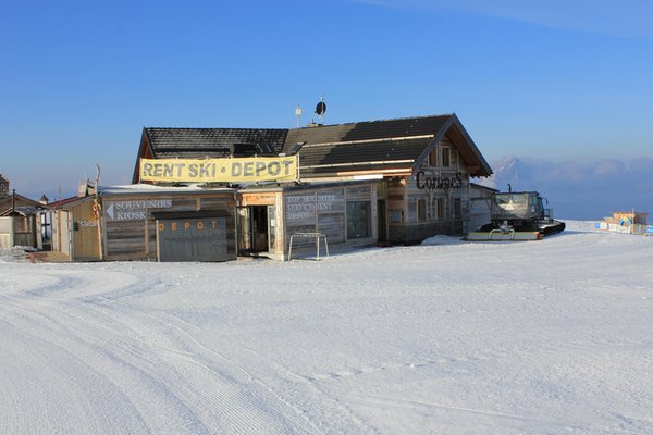 Foto esterno in inverno Top Ski Center Kronplatz