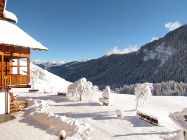 Foto esterno in inverno Pension Odles