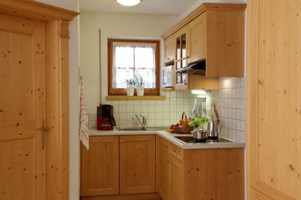 Foto della cucina Dolomites Apartments Ciasa Vally