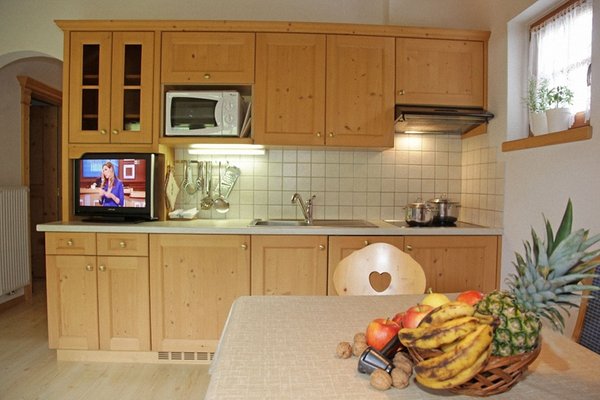 Foto della cucina Dolomites Apartments Ciasa Vally