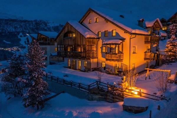 Foto Außenansicht im Winter Dolomites Apartments Ciasa Vally