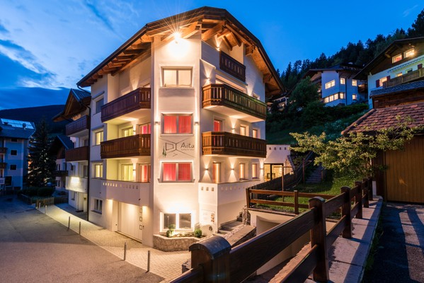 Foto Außenansicht Ferienwohnungen Avita - suites to relax