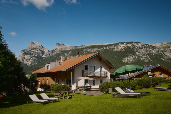 Foto Außenansicht Residence Rosarela