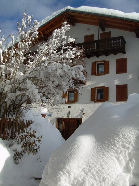 Foto Außenansicht im Winter Casa Cappeller