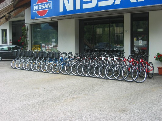Photo exteriors Bike rental Giacomelli