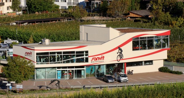 Photo exteriors Bike rental Sanvit