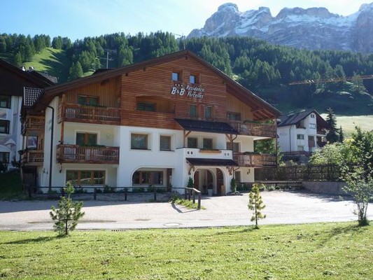 Photo exteriors B&B + Apartments Forcelles