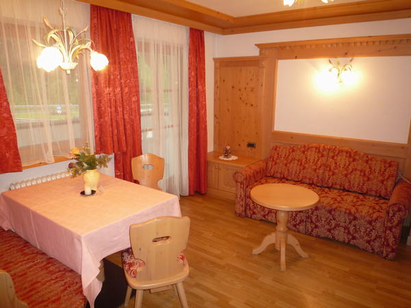 B&B + Apartments Forcelles San Cassiano and Armentarola
