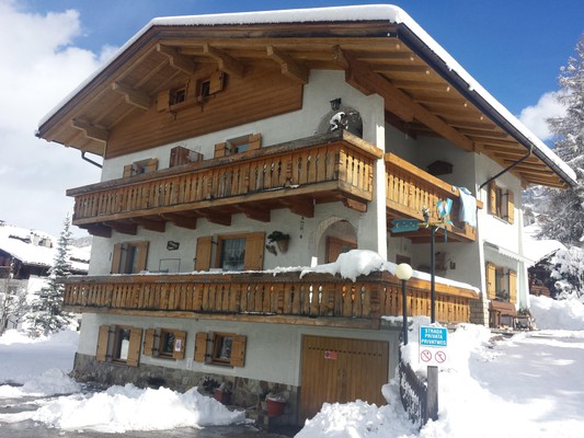 Foto Außenansicht Bed & Breakfast Elmes