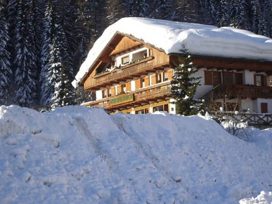 Foto Außenansicht Ferienwohnungen Casa Balestra