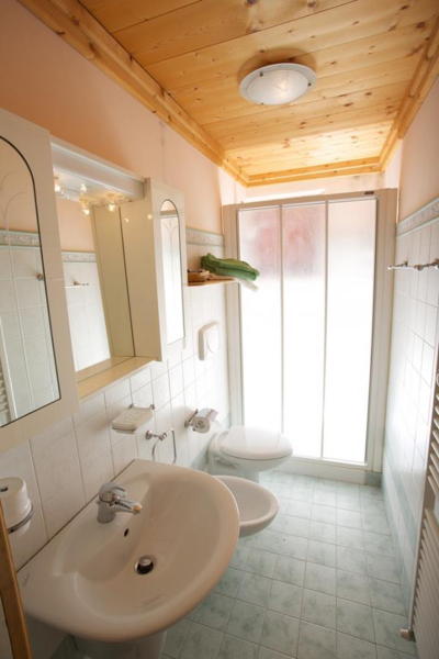 Photo of the bathroom Apartments Casa Momi