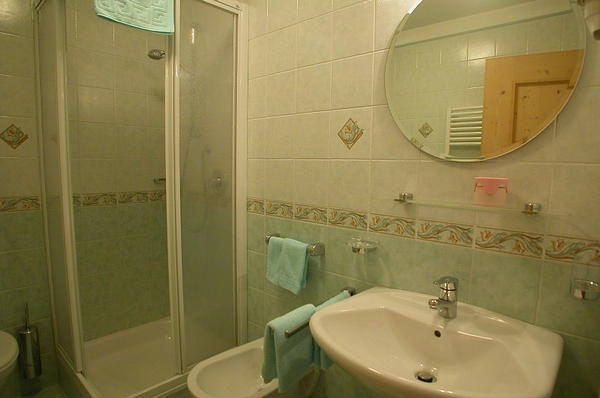 Foto del bagno Bed & Breakfast L' Tiac