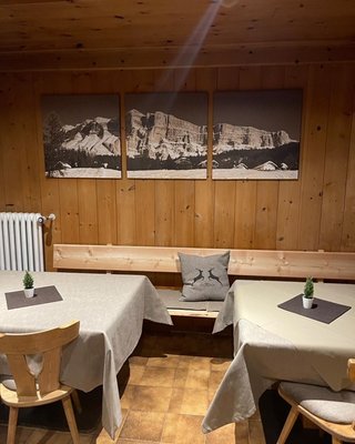 The restaurant Badia - Pedraces Lamirí