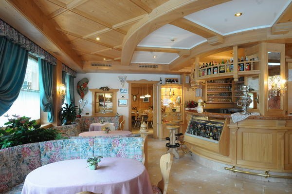 Foto von der Bar Hotel Barance