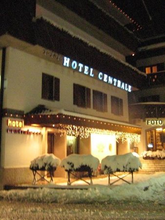 Foto invernale di presentazione Hotel Centrale