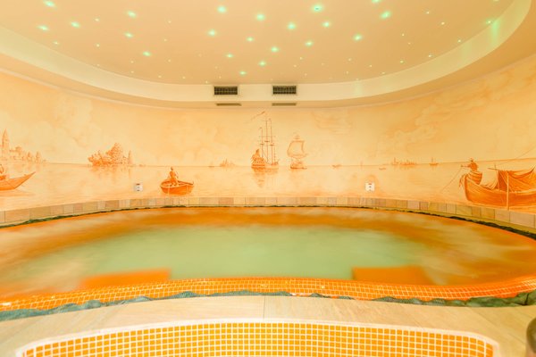 Photo of the indoor swimming pool