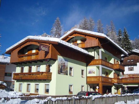 Foto esterno Garni + Appartamenti Al Barance