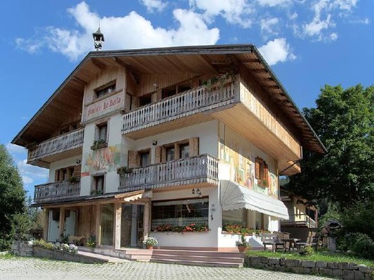 Photo exteriors Garni (B&B) Meublè La Baita