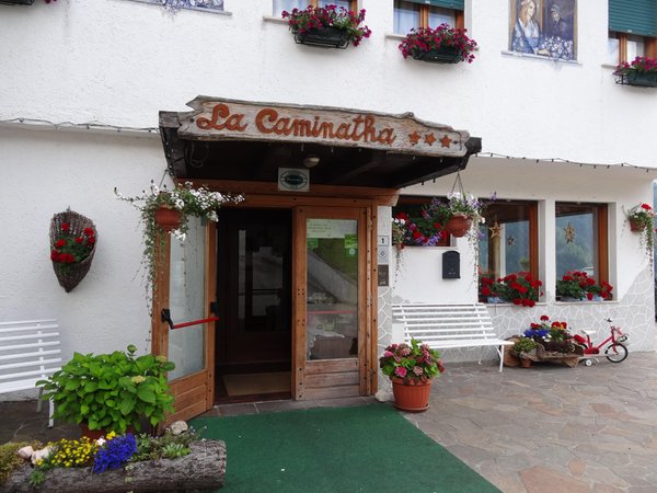 Photo exteriors in summer La Caminatha