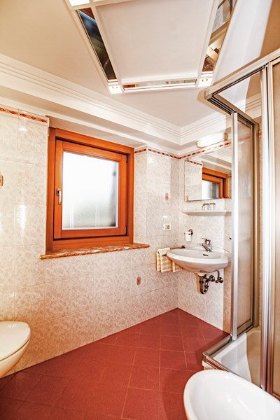 Photo of the bathroom B&B + Apartments Villa Gumina