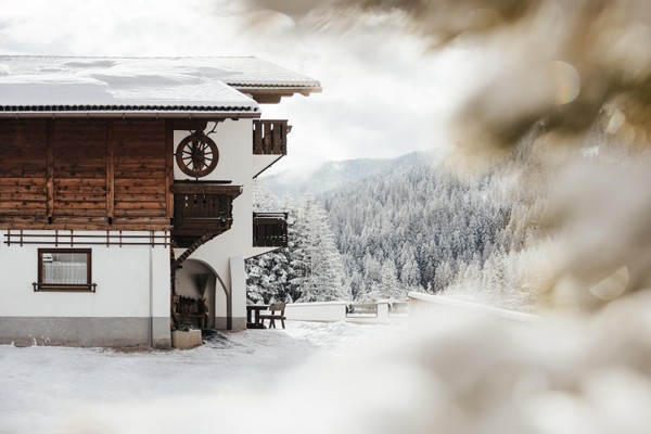 Photo exteriors Apartments Roda de Ciar