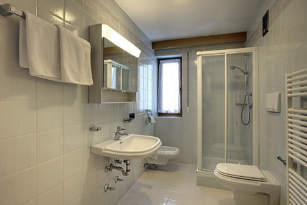 Photo of the bathroom Apartments Ciasa Pré Giaron