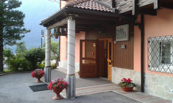 Foto esterno Park Hotel Bellevue