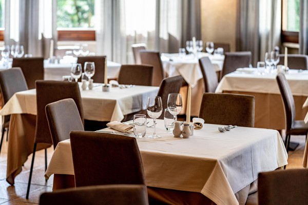 Il ristorante Folgarida Caminetto