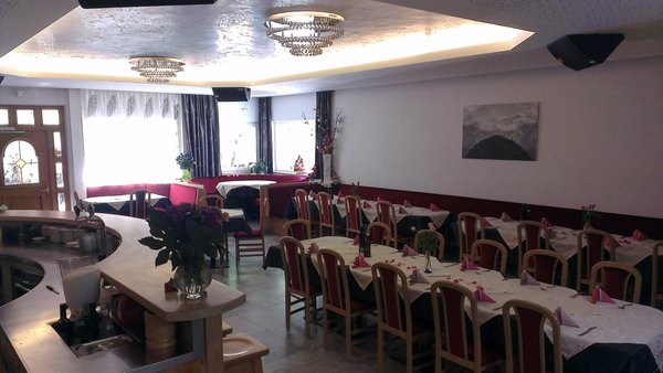 The restaurant Longiarù / Campill (San Martino in Badia / St. Martin in Thurn) Fornata