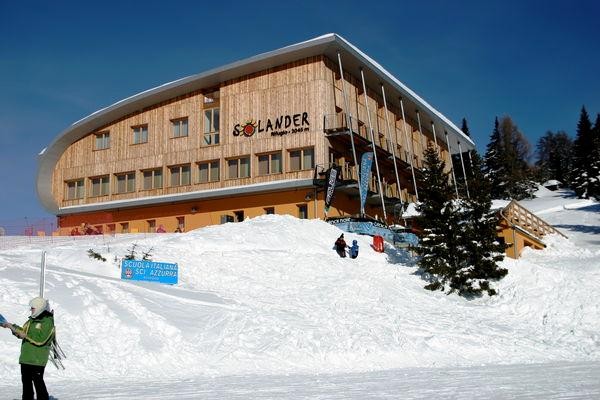 Foto Außenansicht Hütten-Hotel Solander