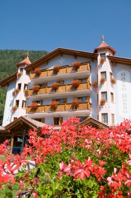 Foto esterno Hotel Sasso Rosso