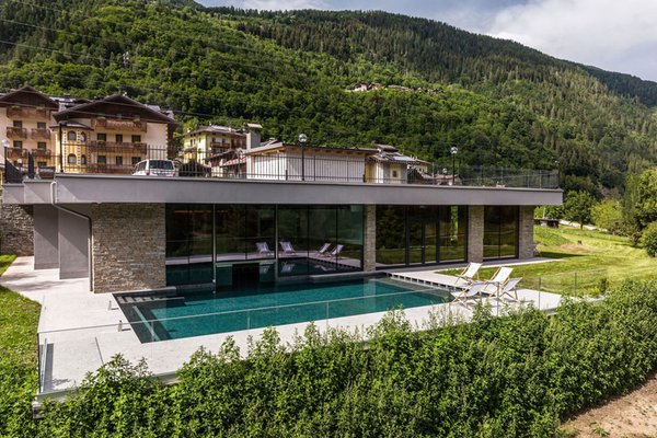 Foto della piscina all'aperto